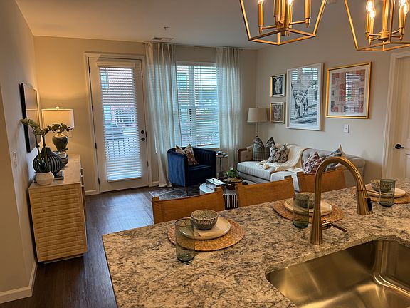 4th image of 6645 Robin Reed Dr #203