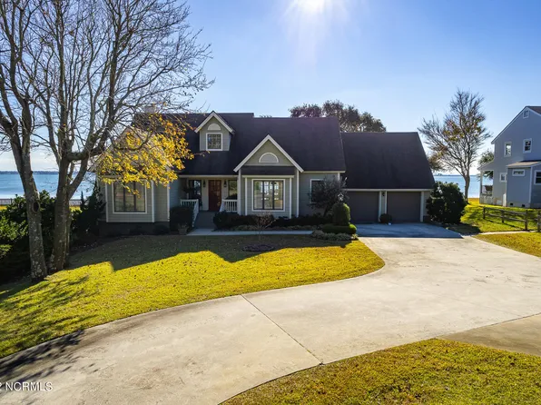 214 Bogue Drive, Morehead City, NC 28557