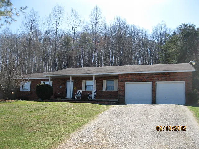 552 Charles Graham Rd photo 1