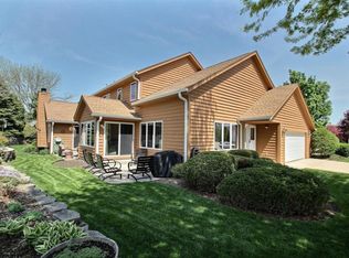 499 Quinlan Ct, Pewaukee, WI 53072