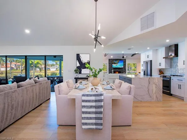 9956 Treasure Cay LN, BONITA SPRINGS, FL 34135