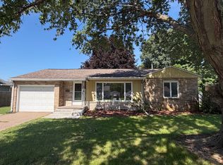 1326 14th St #0, Bettendorf, IA 52722