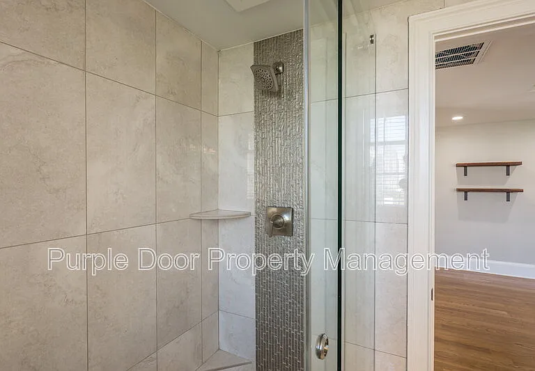 30 5th St NE #702 — Photo 14
