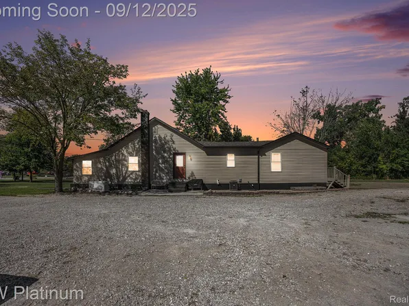 59290 North Ave, Ray, MI 48096