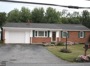 213 Woods Dr, Mechanicsburg, PA