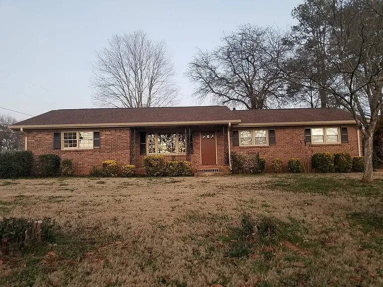 4725 Hiram Lithia Springs Rd — Photo 1