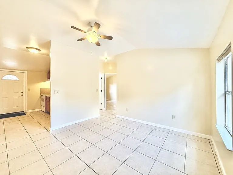 335 E Central Ave — Photo 11