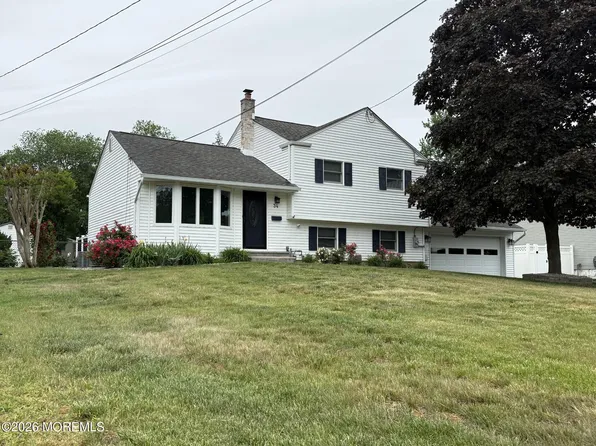 34 Millbrook Drive, Middletown, NJ 07748