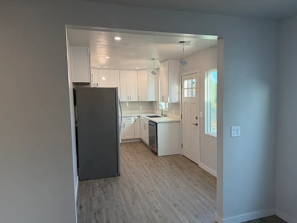 4363-65 Keeler Ave #2