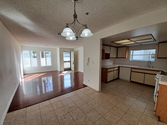 3rd image of 1310 Lyndon St APT C