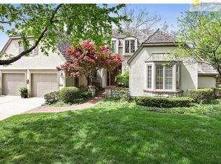 56 Le Mans Ct, Prairie Village, KS 66208