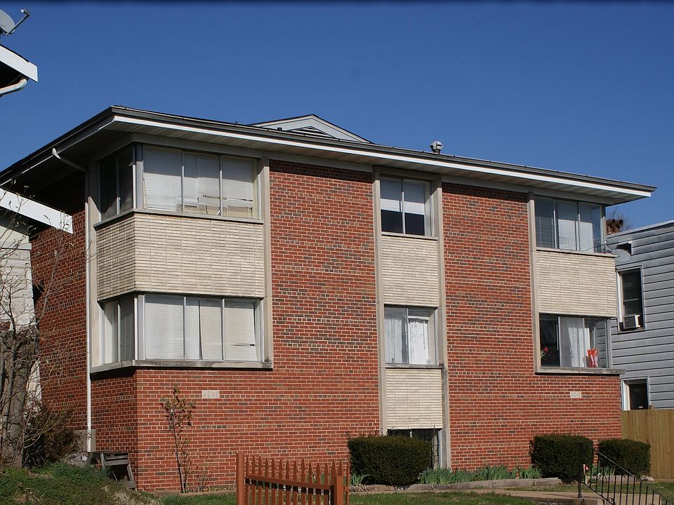 4247 Meramec exterior photo