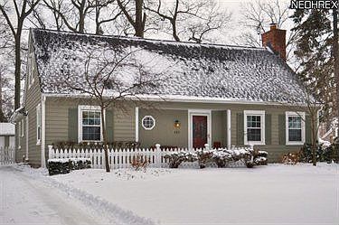 1st image of 483 Lake Forest Dr