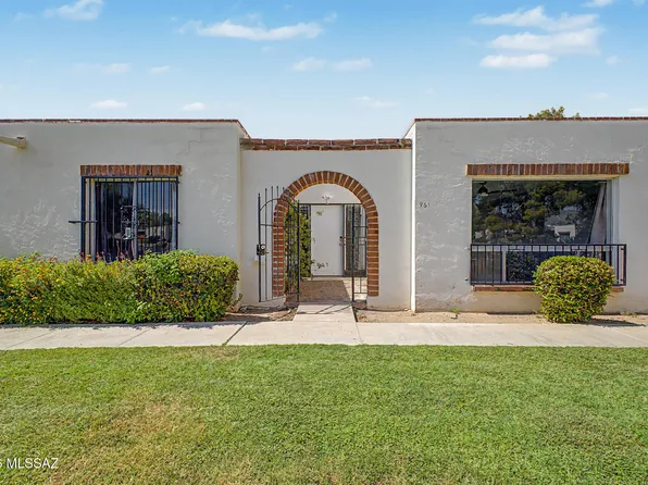 961 N Camino Las Solanas, Tucson, AZ 85710