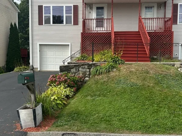 23 Arrowsic St, Worcester, MA 01606