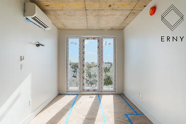 Rented by ERNY LLC | media 20