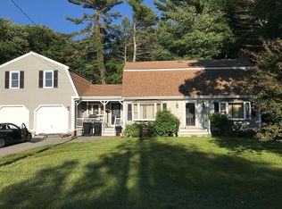 909 Faunce Corner Rd, Dartmouth, MA 02747