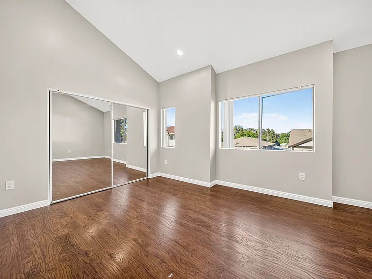 707 E Lomita Ave #4 — Photo 19