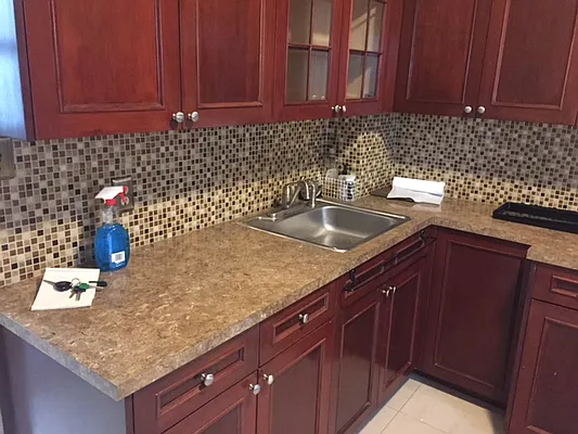 Rented by City Prime Commercial Realty  | media 12