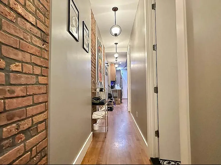 909 Saint Marks Ave #1B — Photo 5
