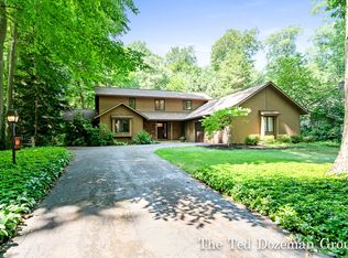 214 Little Station Rd, Holland, MI 49424