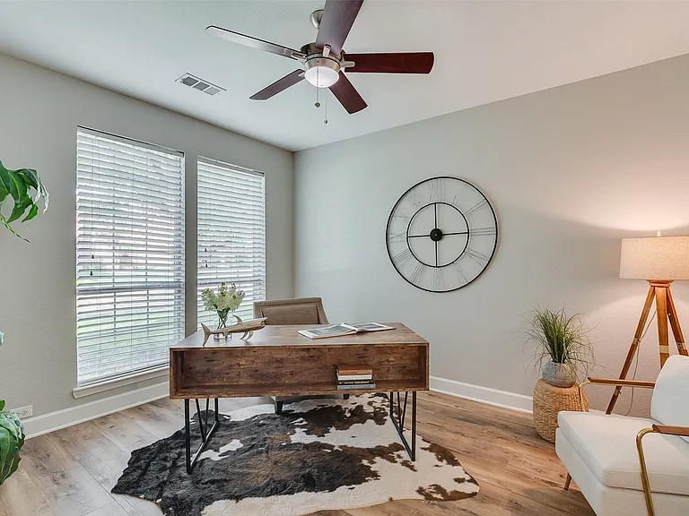 4411 Voyager Dr — Photo 20