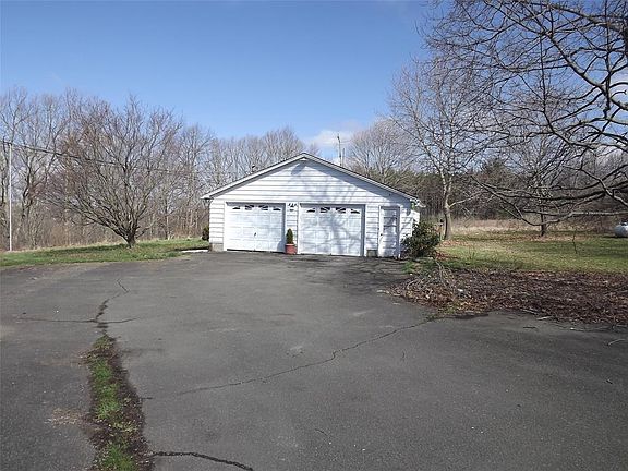 2nd image of 234 Pleasant View Dr