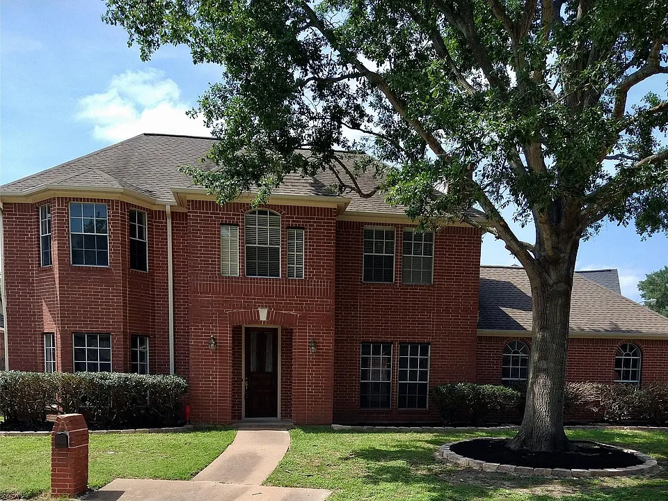 7211 N Hearthstone Green Dr
