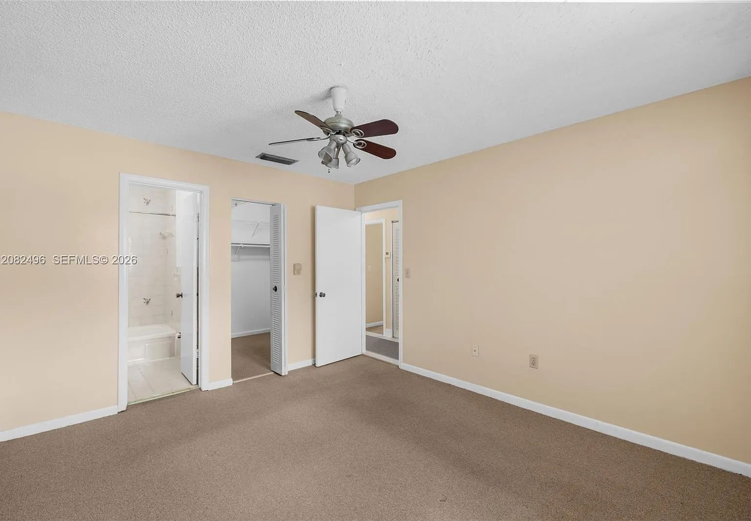 Bella Vista Homes 201 Con — Photo 3