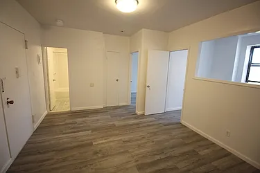 Rented by URBAN UTOPIA REALTY LLC