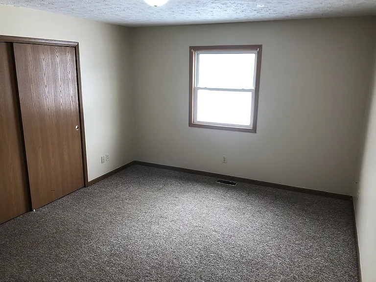 804-806 Virginia St — Photo 6