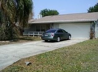 1611 Travelers Palm Dr, Edgewater, FL 32132