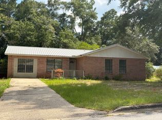 501 E Robinson Ave, Crestview, FL 32539