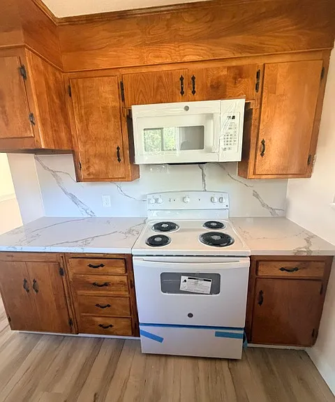 4505 25th Ave — Photo 12
