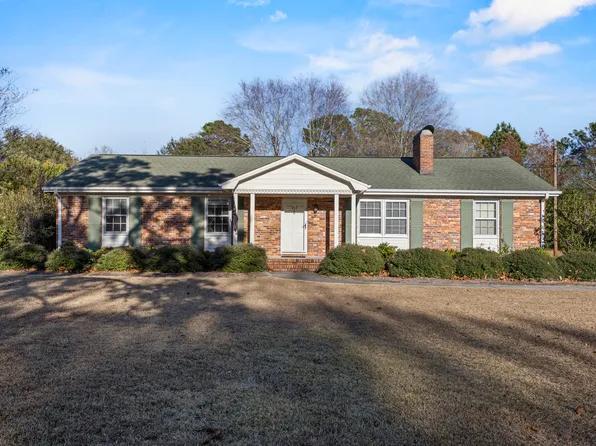 317 Pemberton Dr, Wilmington, NC 28412