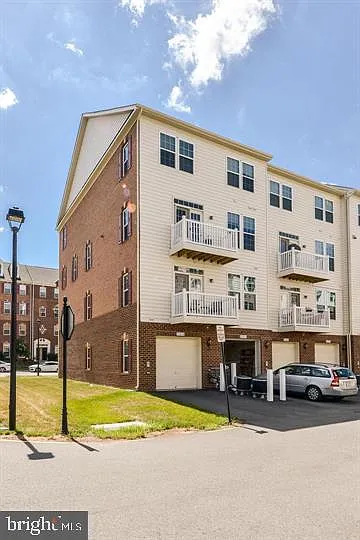 21613 Romans Dr — Photo 3