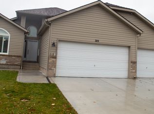 325 Poplar Dr, Elko, NV 89801