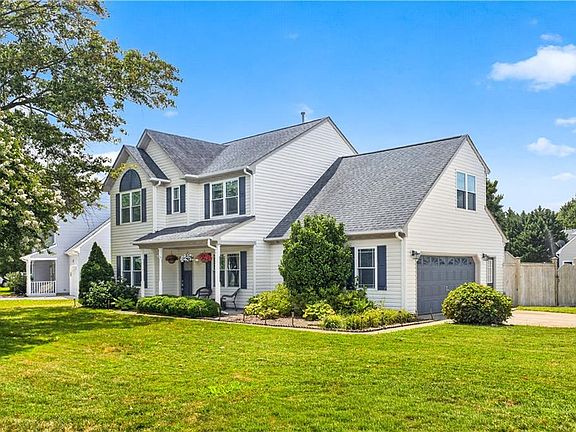 2nd image of 2221 Agecroft Rd