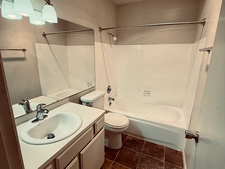 3430 Renton Pl S #102 — Photo 7
