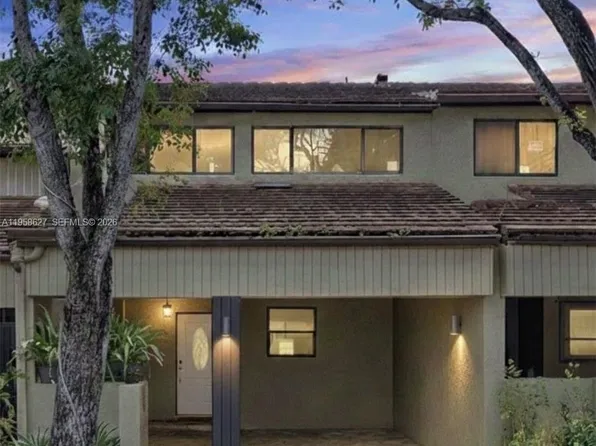 3831 Estepona Ave #11-D-2, Doral, FL 33178