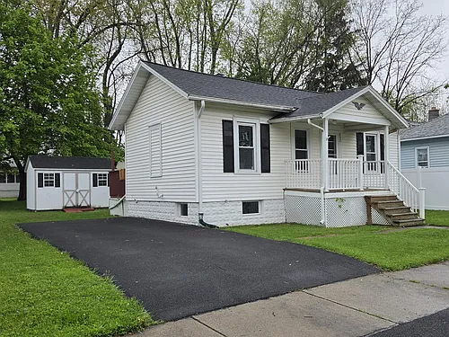 632 Elm St Photo 1