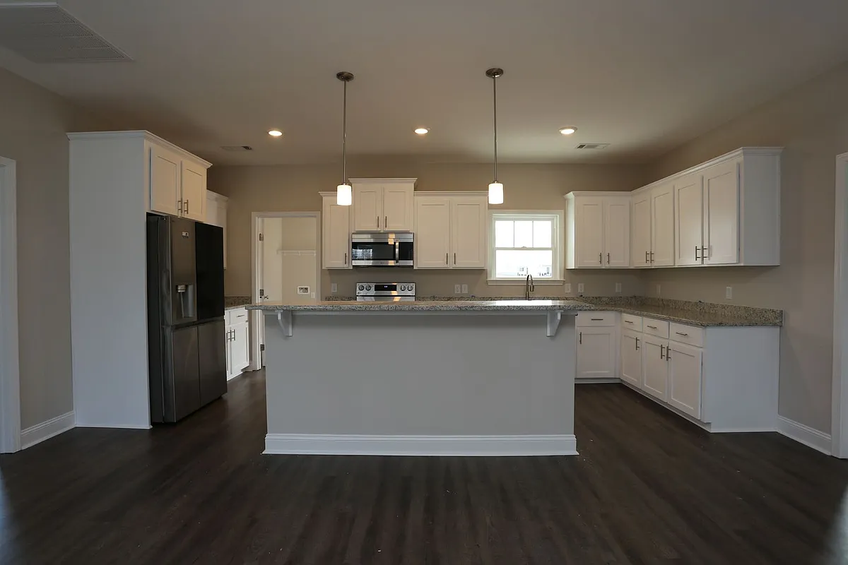 Building Photo - 115 Avalon Trce