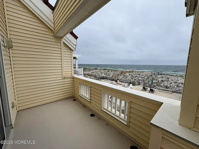 3608 Ocean Ter — Photo 21