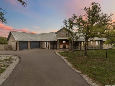 1229 Falling Oak Drive, Blanco, TX, 78606