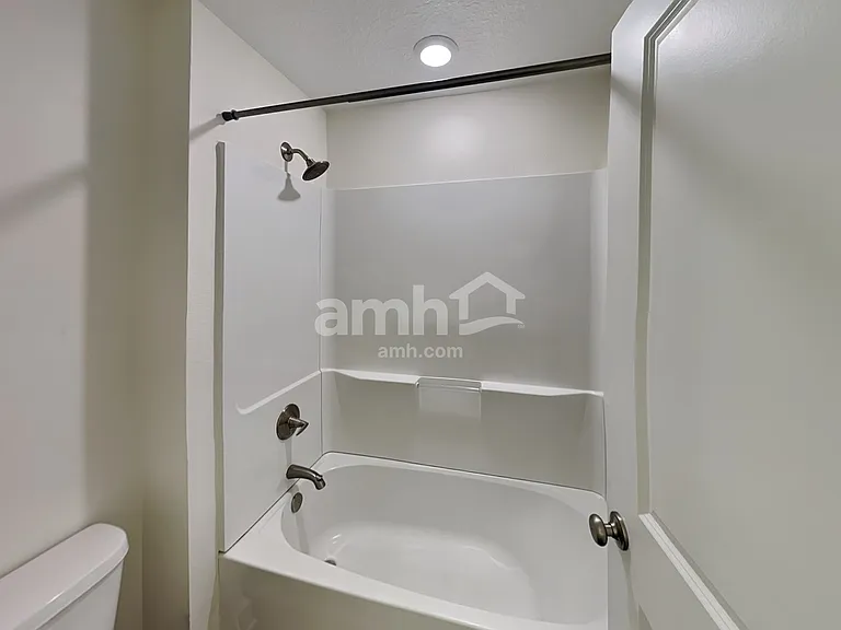 4832 Reisswood Loop — Photo 16