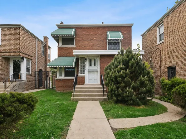 8906 S Crandon Ave, Chicago, IL 60617