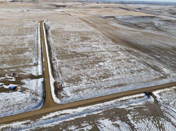 1 102p Ave SW, Dickinson, ND 58601