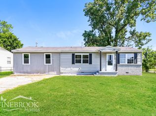 882 Leacrest Ave, Memphis, TN 38109