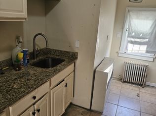305 E Sidney Ave, Mount Vernon, NY 10553
