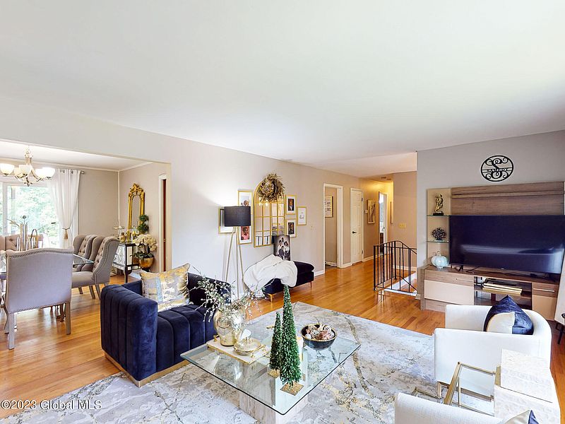 3rd image of 1265 Sagemont Court